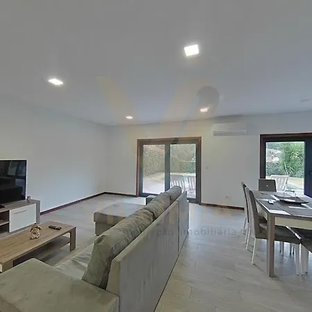 Stunning With Pool And Garden Βίλα