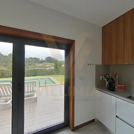 Stunning With Pool And Garden Βίλα