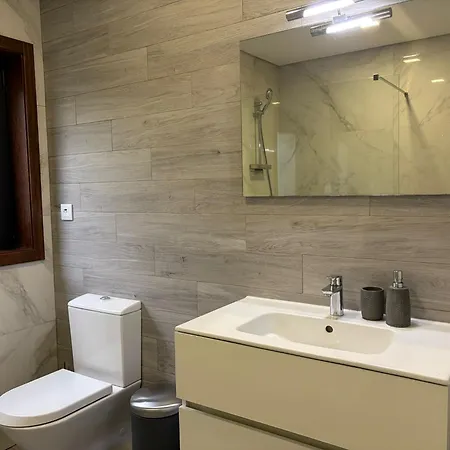 Villa Stunning With Pool And Garden *